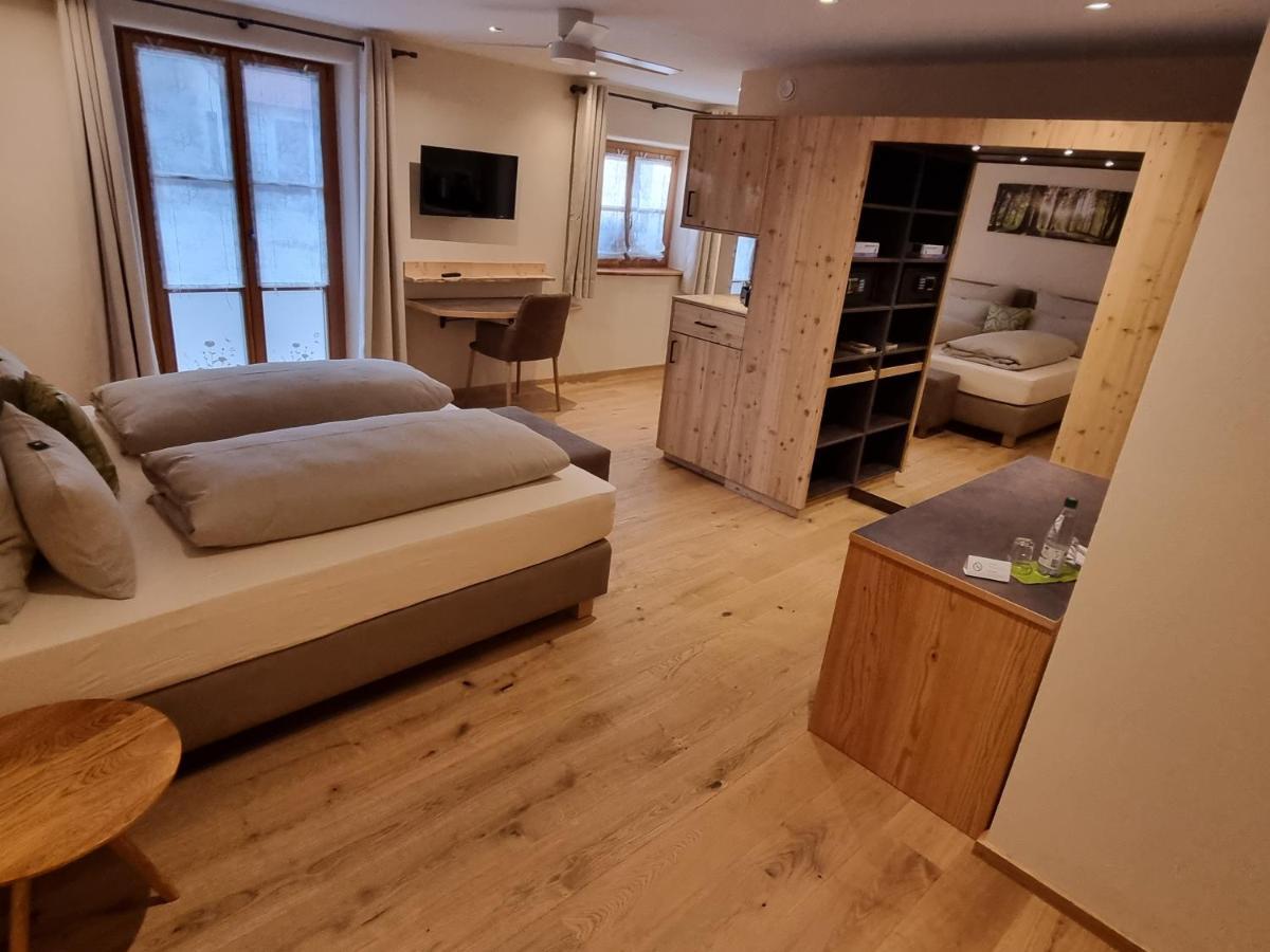 Landhotel Grosseiberhof วัลด์มึนเคน ภายนอก รูปภาพ